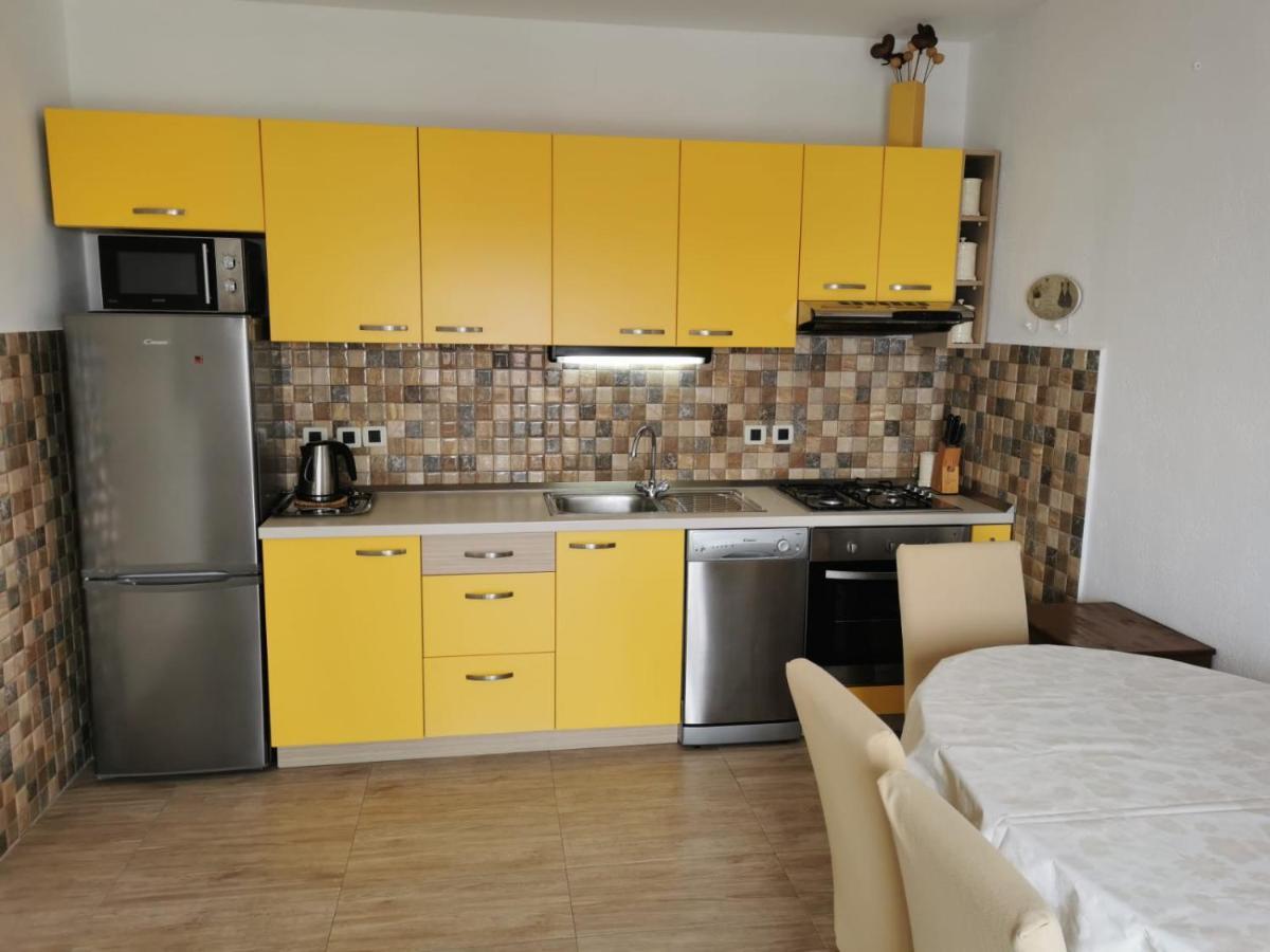 Apartman Ante Brela Esterno foto
